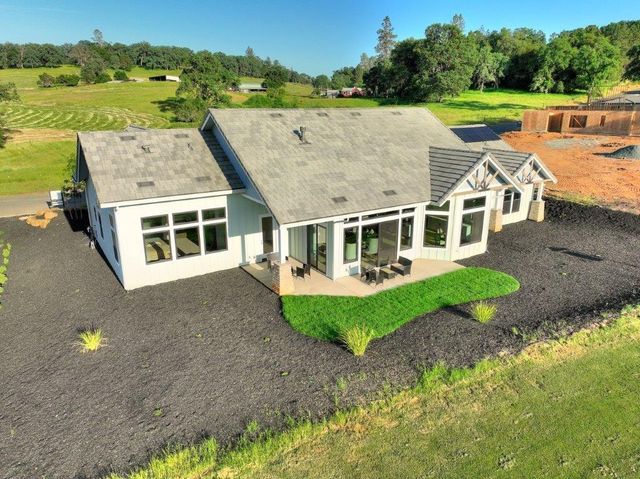 23616 Landon Evan Ln, Auburn, CA 95602