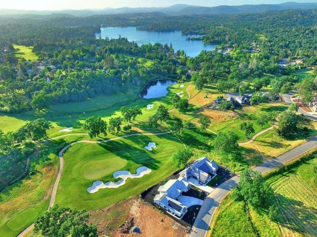 23616 Landon Evan Ln, Auburn, CA 95602