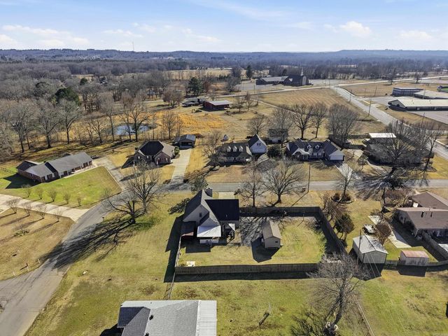 16 Burnett Circle, Greenbrier, AR 72058