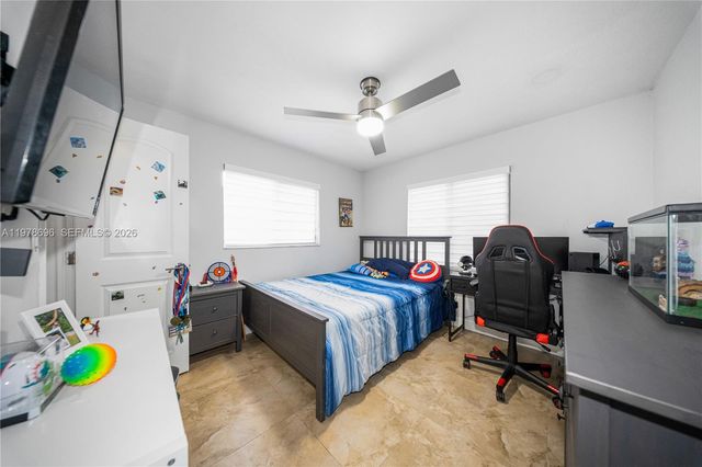 9349 NW 24th Pl, Pembroke Pines, FL 33024