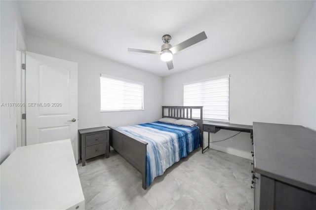 9349 NW 24th Pl, Pembroke Pines, FL 33024