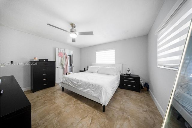 9349 NW 24th Pl, Pembroke Pines, FL 33024