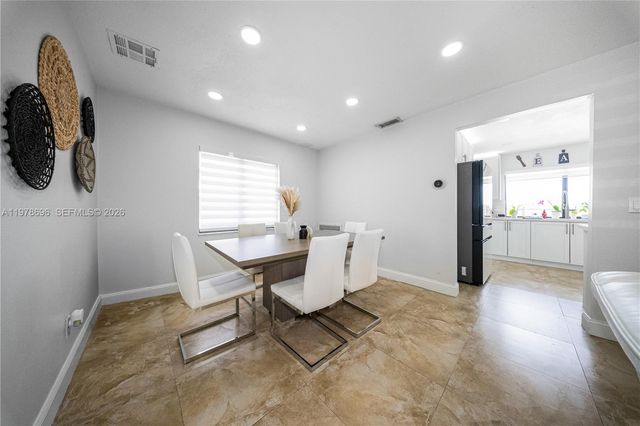 9349 NW 24th Pl, Pembroke Pines, FL 33024