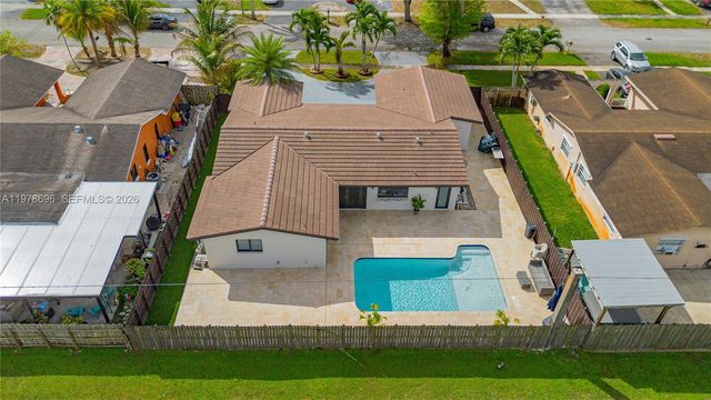 9349 NW 24th Pl, Pembroke Pines, FL 33024