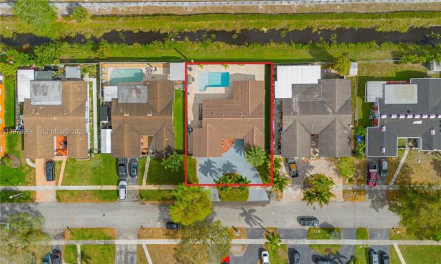 9349 NW 24th Pl, Pembroke Pines, FL 33024