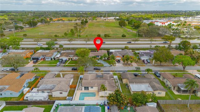 9349 NW 24th Pl, Pembroke Pines, FL 33024