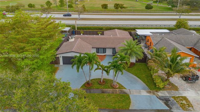 9349 NW 24th Pl, Pembroke Pines, FL 33024