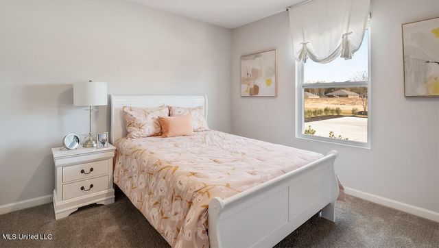 25 S Thorn Tree Street, Byhalia, MS 38611