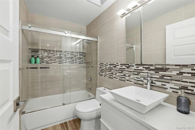 10 Oldfield 367, Roslyn, NY 11576