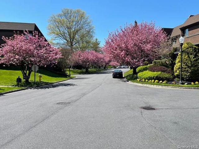 10 Oldfield 367, Roslyn, NY 11576