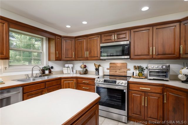 7303 Wind Dance Drive, Greenville, IN 47124