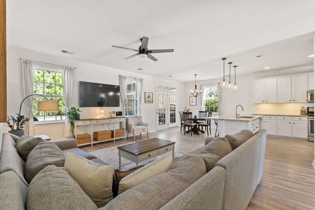 8537 Majestic Street, North Charleston, SC 29420