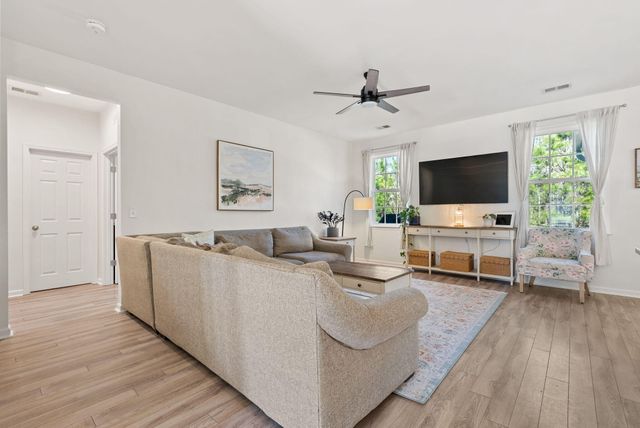 8537 Majestic Street, North Charleston, SC 29420