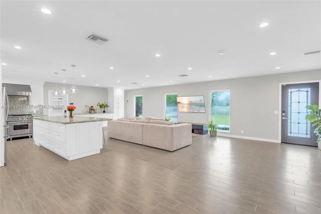 24401 SW 123rd Ave, Homestead, FL 33032