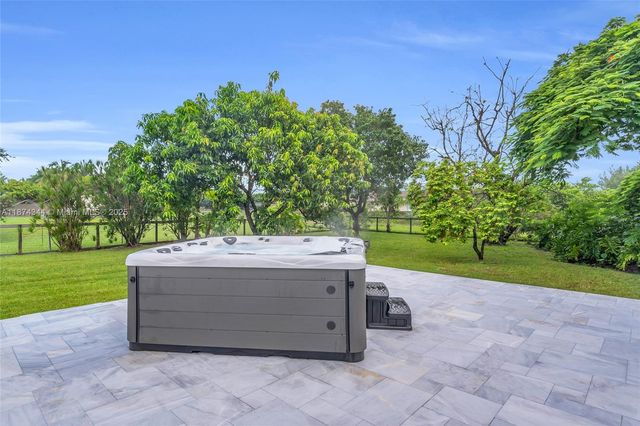 24401 SW 123rd Ave, Homestead, FL 33032