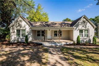 264 E Mcintosh, Pea Ridge, AR 72751