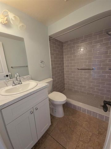 4127 HAMPTON DR 4127, New Port Richey, FL 34652