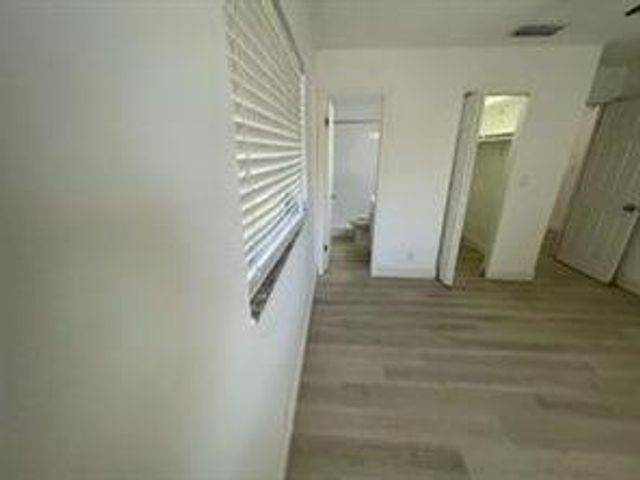 11660 NW 45 Street 4, Coral Springs, FL 33065