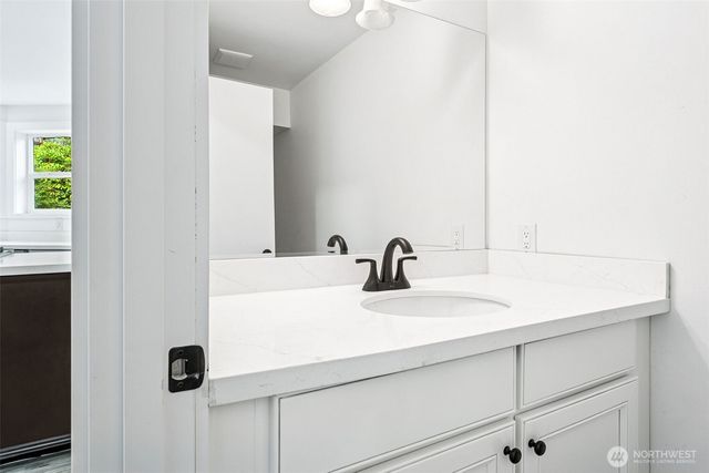 6201 53rd Street Ct W, University Place, WA 98467