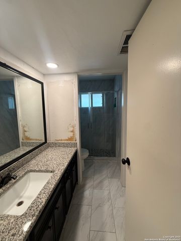 14202 Light Bend, San Antonio, TX 78217