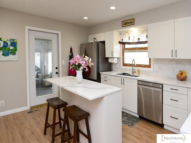 7201 Canyon Road, Lincoln, NE 68516