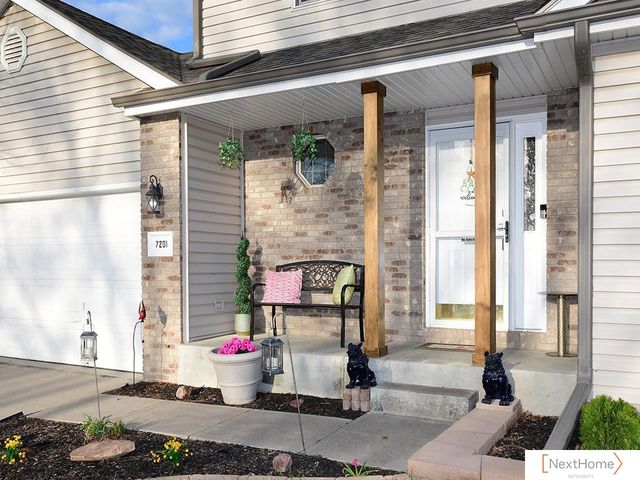 7201 Canyon Road, Lincoln, NE 68516