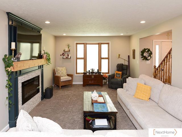 7201 Canyon Road, Lincoln, NE 68516