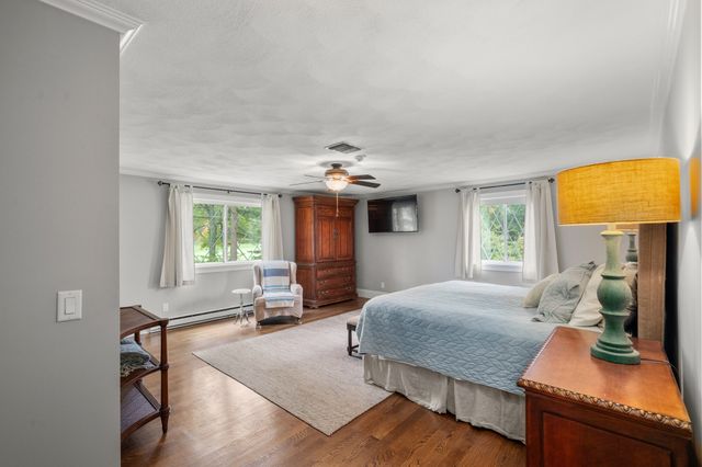 2 Rainbow Pond Dr 7, Walpole, MA 02081