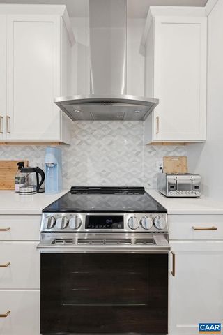 5428 GOLF DR, Crozet, VA 22932