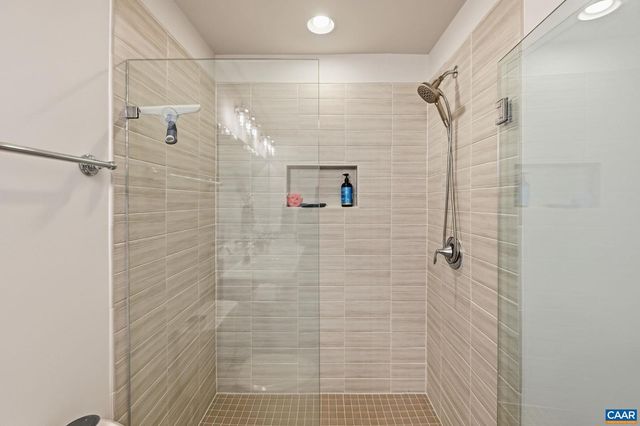 5428 GOLF DR, Crozet, VA 22932