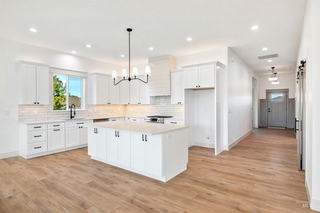 438 E Elaine Ct, Nampa, ID 83686