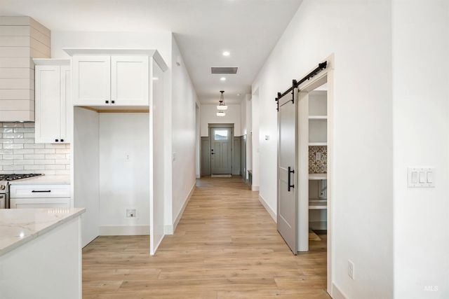 438 E Elaine Ct, Nampa, ID 83686