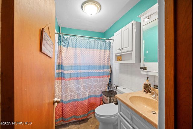 2842 Oak Grove Place, Toledo, OH 43613