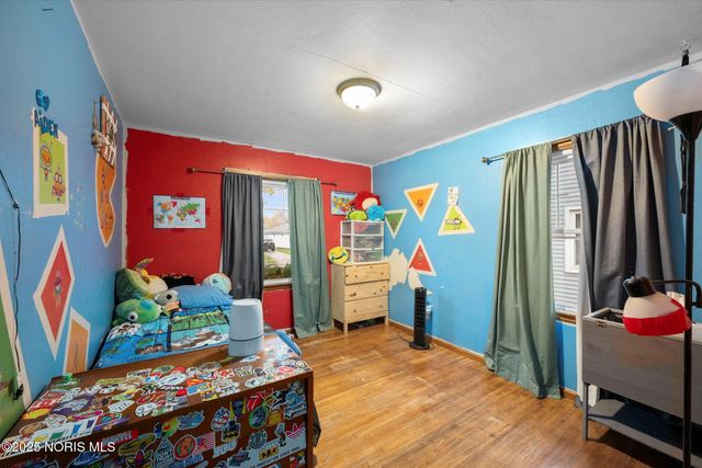 2842 Oak Grove Place, Toledo, OH 43613