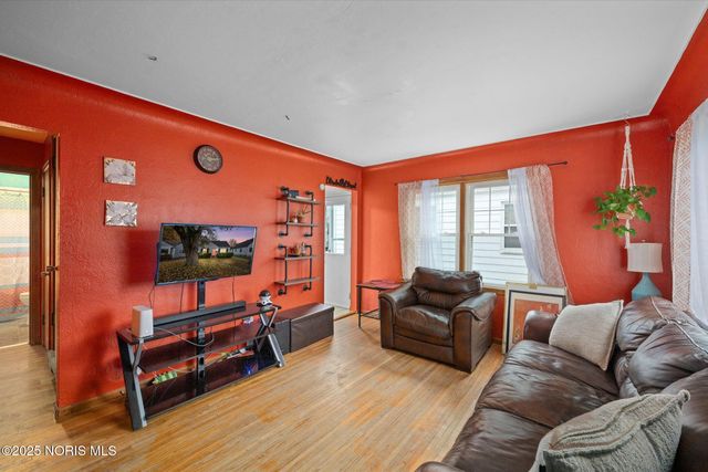 2842 Oak Grove Place, Toledo, OH 43613