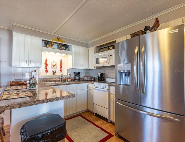 6109 CRESTON STREET, Zephyrhills, FL 33542