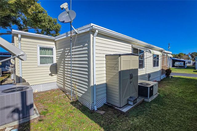 6109 CRESTON STREET, Zephyrhills, FL 33542