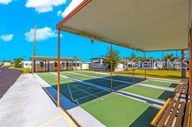 6109 CRESTON STREET, Zephyrhills, FL 33542