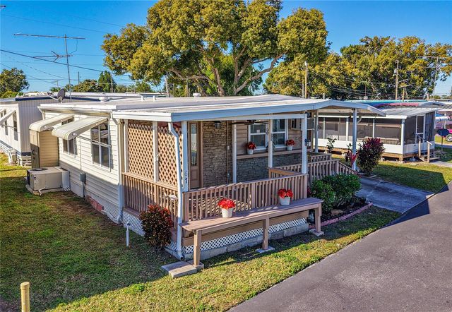 6109 CRESTON STREET, Zephyrhills, FL 33542