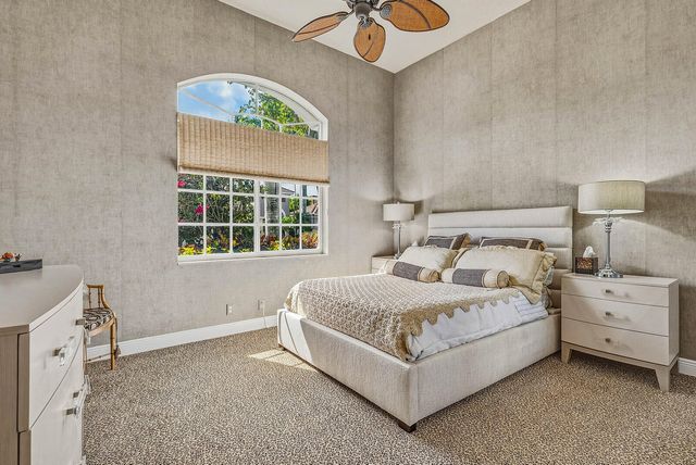 114 Vintage Isle Lane, Palm Beach Gardens, FL 33418