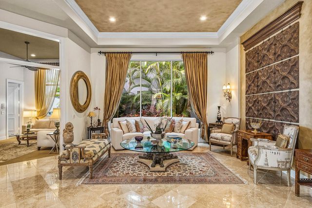 114 Vintage Isle Lane, Palm Beach Gardens, FL 33418