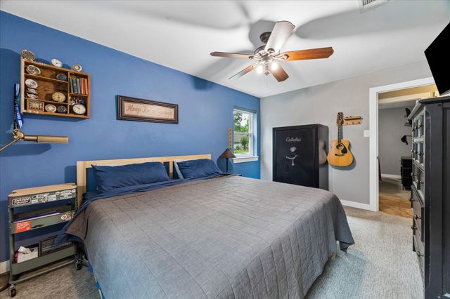 15811 Wandering Trail, Friendswood, TX 77546