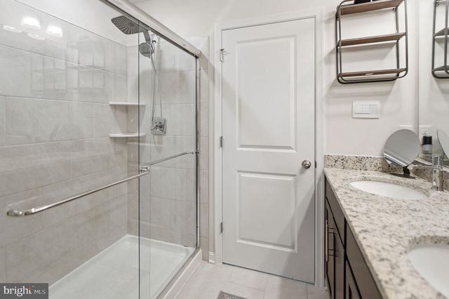 715 COURIER LN, Frederick, MD 21701