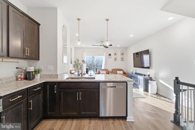 715 COURIER LN, Frederick, MD 21701