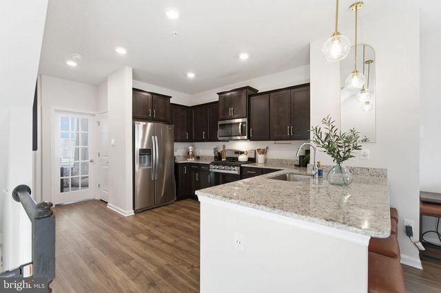 715 COURIER LN, Frederick, MD 21701