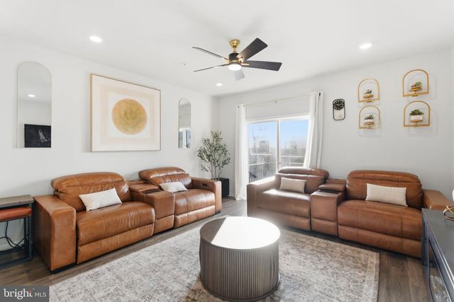 715 COURIER LN, Frederick, MD 21701