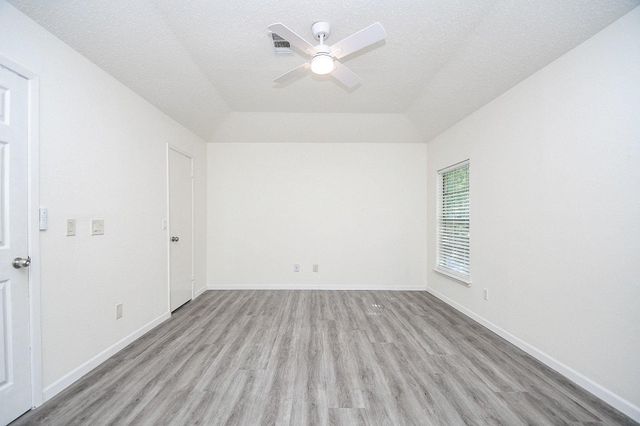 9535 Secretariat Drive, Houston, TX 77065