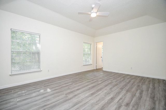 9535 Secretariat Drive, Houston, TX 77065