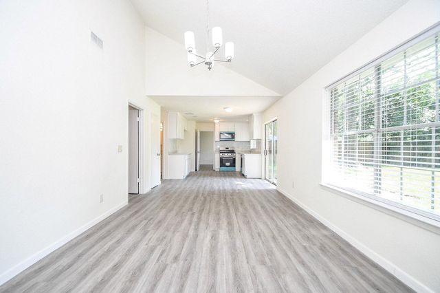9535 Secretariat Drive, Houston, TX 77065