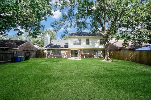 9535 Secretariat Drive, Houston, TX 77065